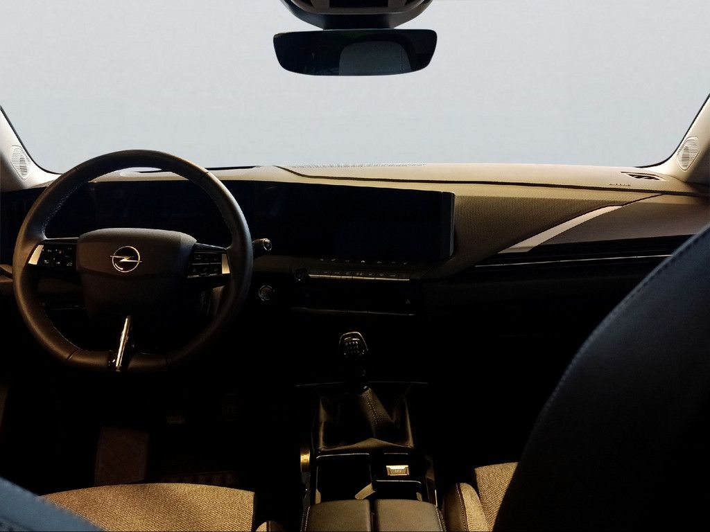 Opel Astra 2023