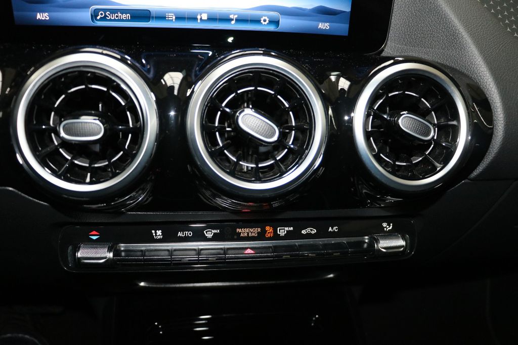 Mercedes-Benz B 180 2024