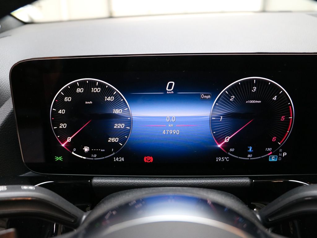 Mercedes-Benz B 180 2024