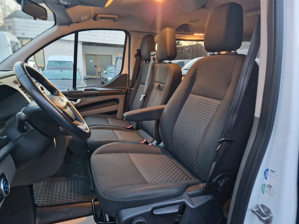 Ford Tourneo Custom 2019