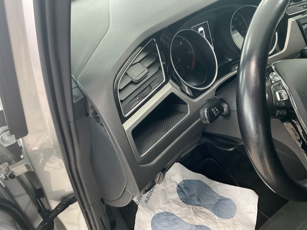 Volkswagen Touran 2021