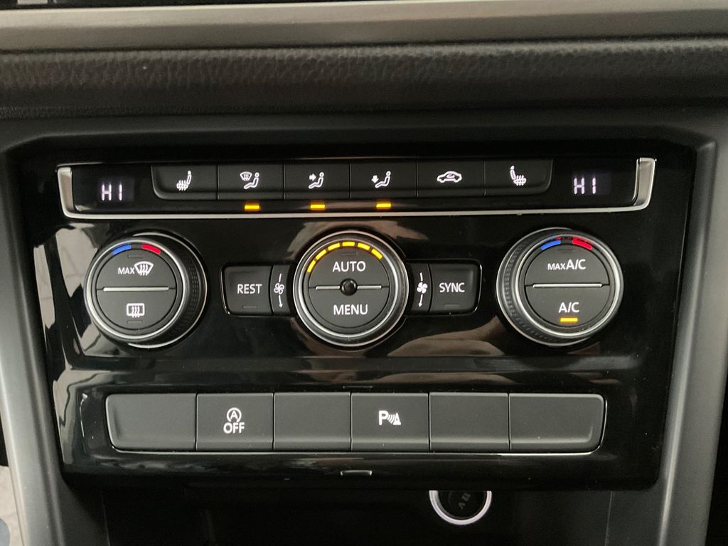 Volkswagen Touran 2021