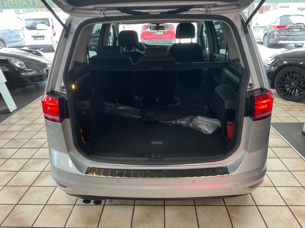 Volkswagen Touran 2021