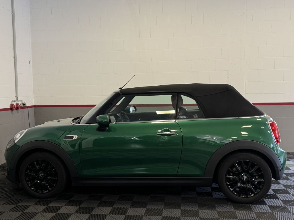MINI Cooper Cabrio 2021