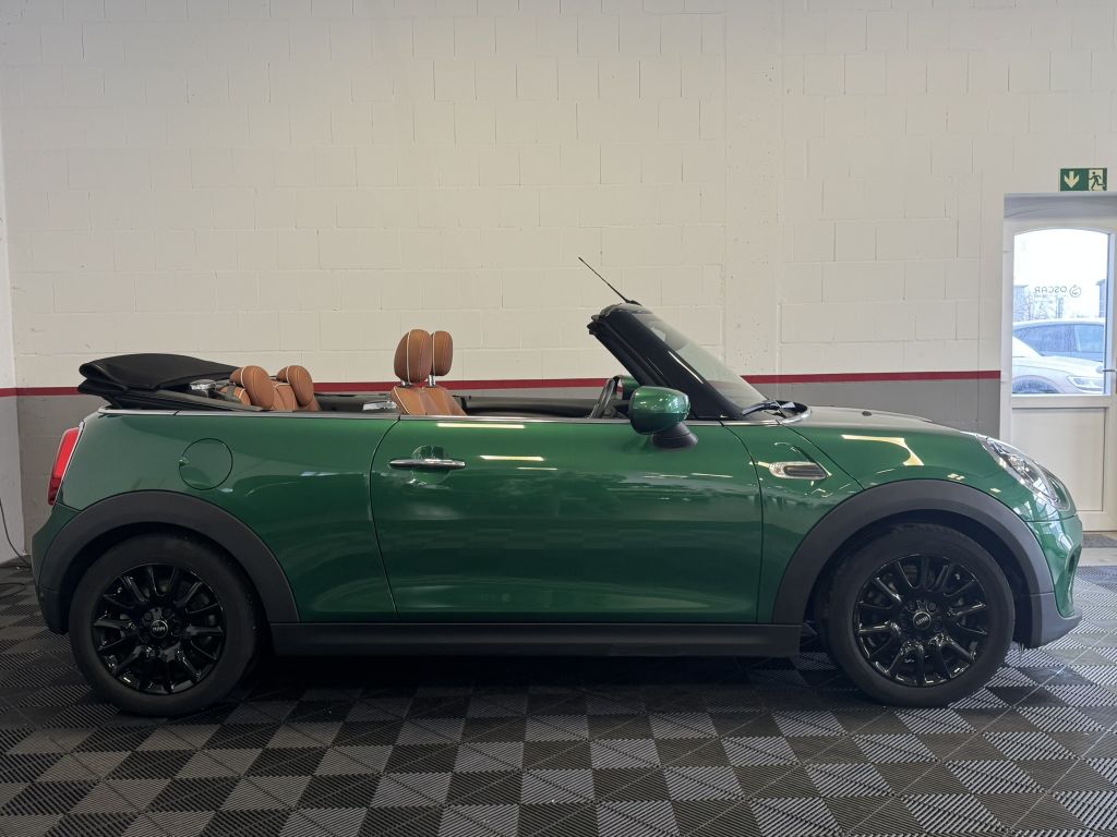 MINI Cooper Cabrio 2021