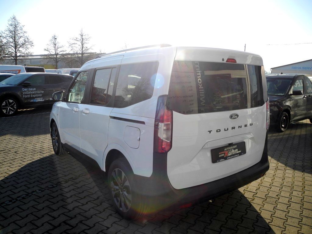 Ford Tourneo Courier