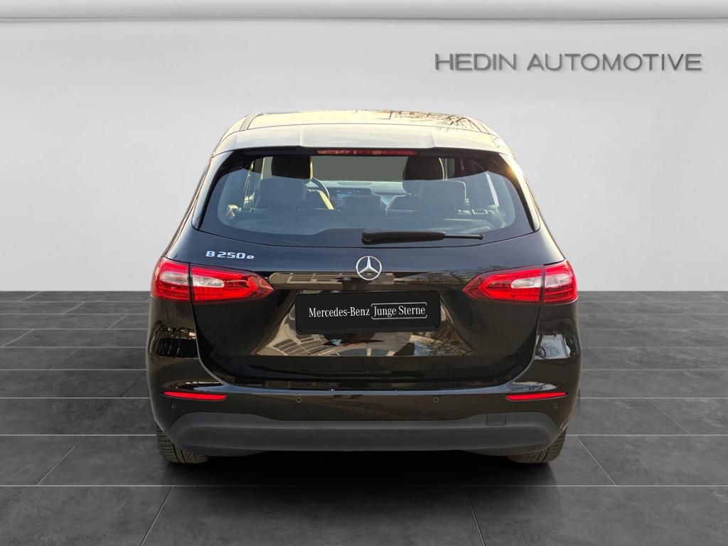 Mercedes-Benz B 250 2021