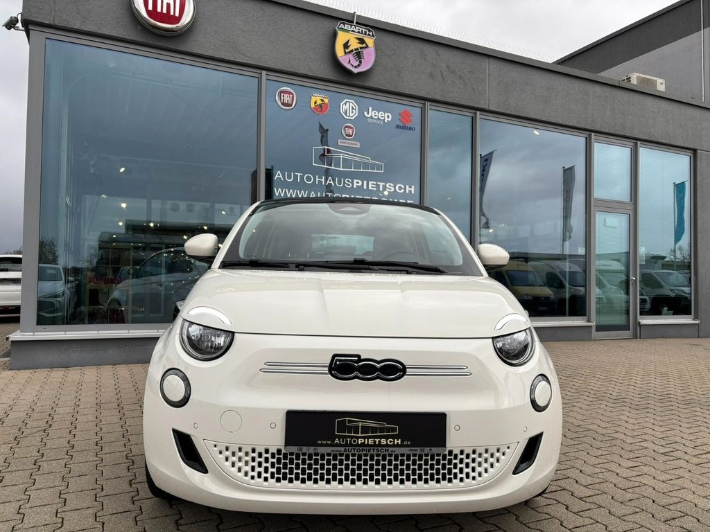 Fiat 500e 2023