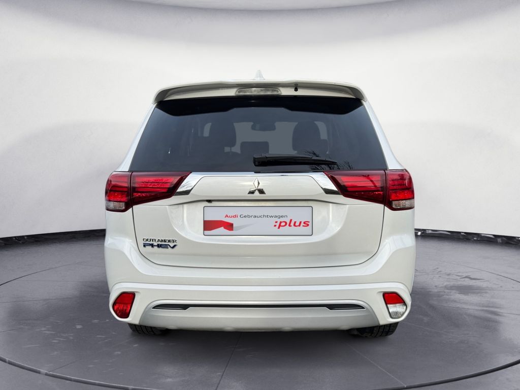 Mitsubishi Outlander 2020