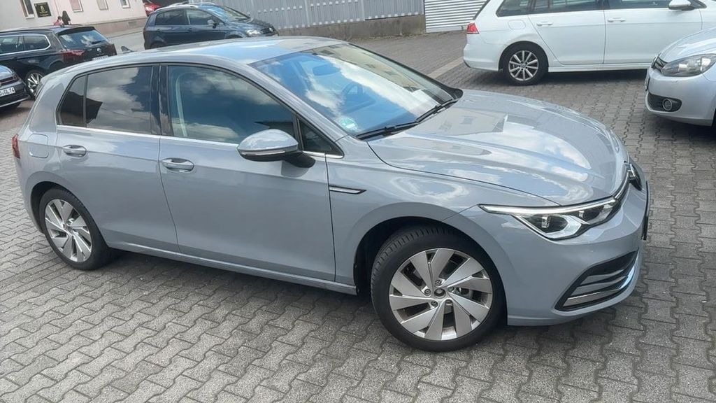 Volkswagen Golf 2024