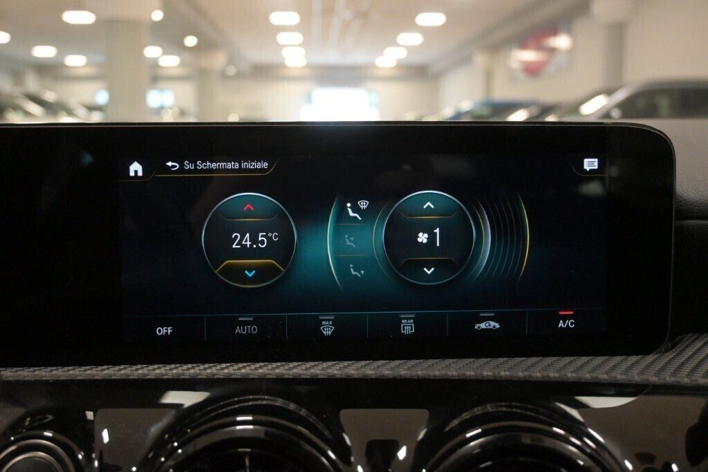 Mercedes-Benz A 180 2021