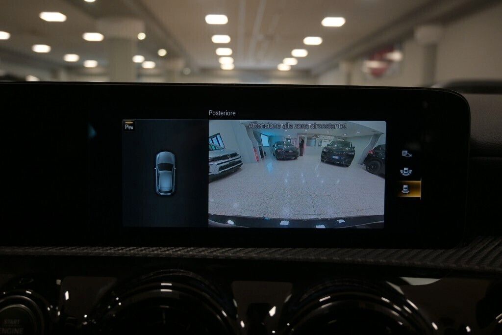 Mercedes-Benz A 180 2021