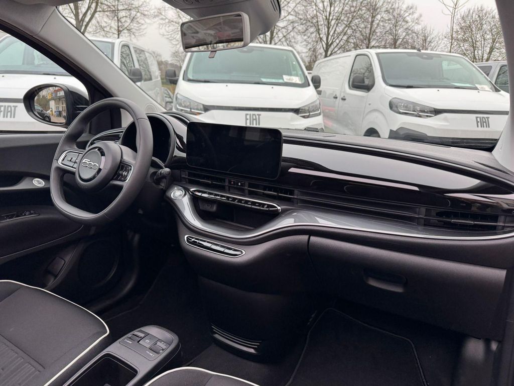 Fiat 500e 2024