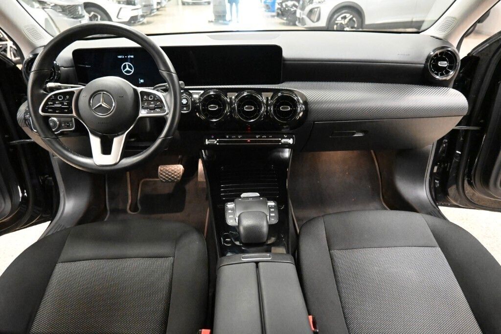 Mercedes-Benz A 180 2021