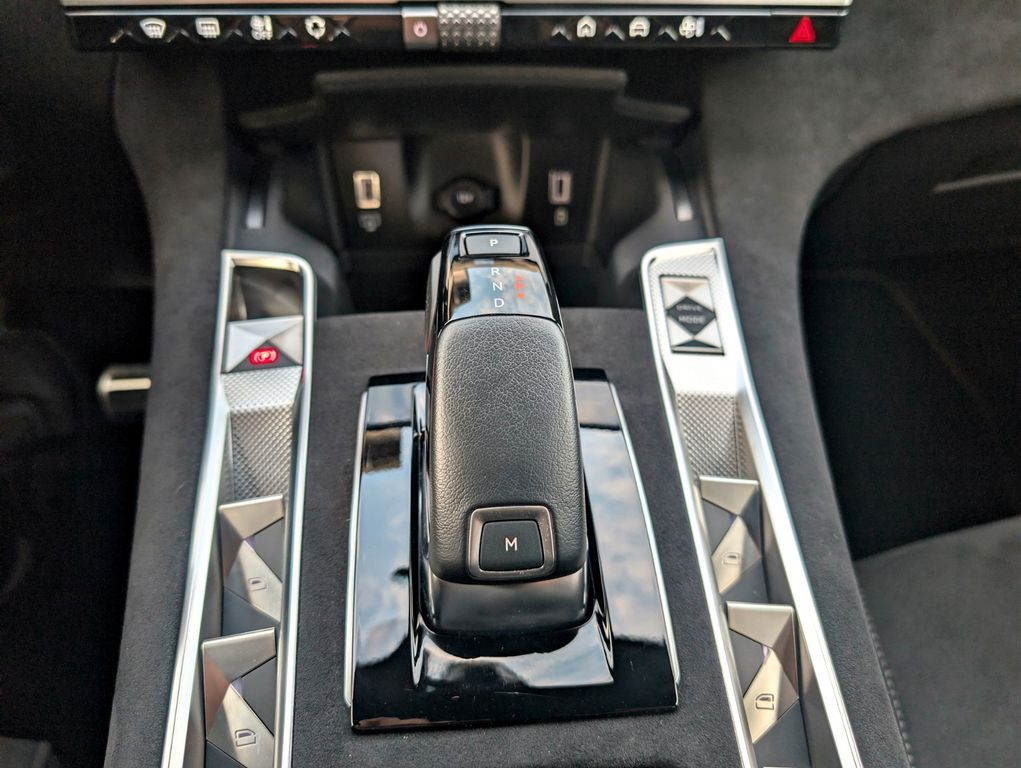 DS Automobiles DS7 (Crossback) 2023