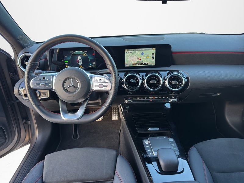 Mercedes-Benz A 250 2021