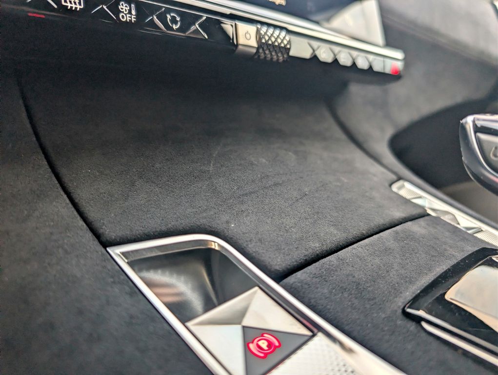 DS Automobiles DS7 (Crossback) 2023