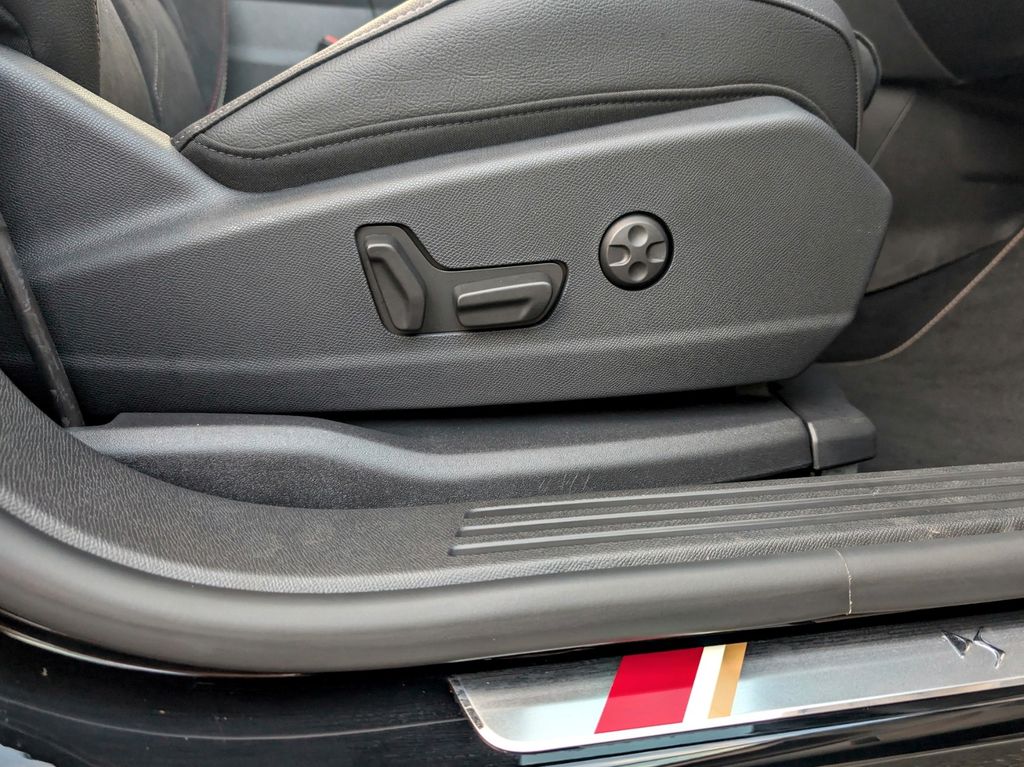 DS Automobiles DS7 (Crossback) 2023