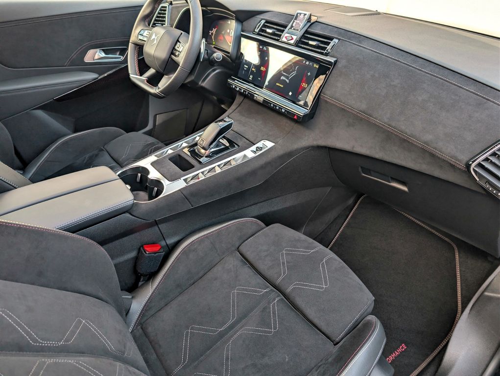 DS Automobiles DS7 (Crossback) 2023