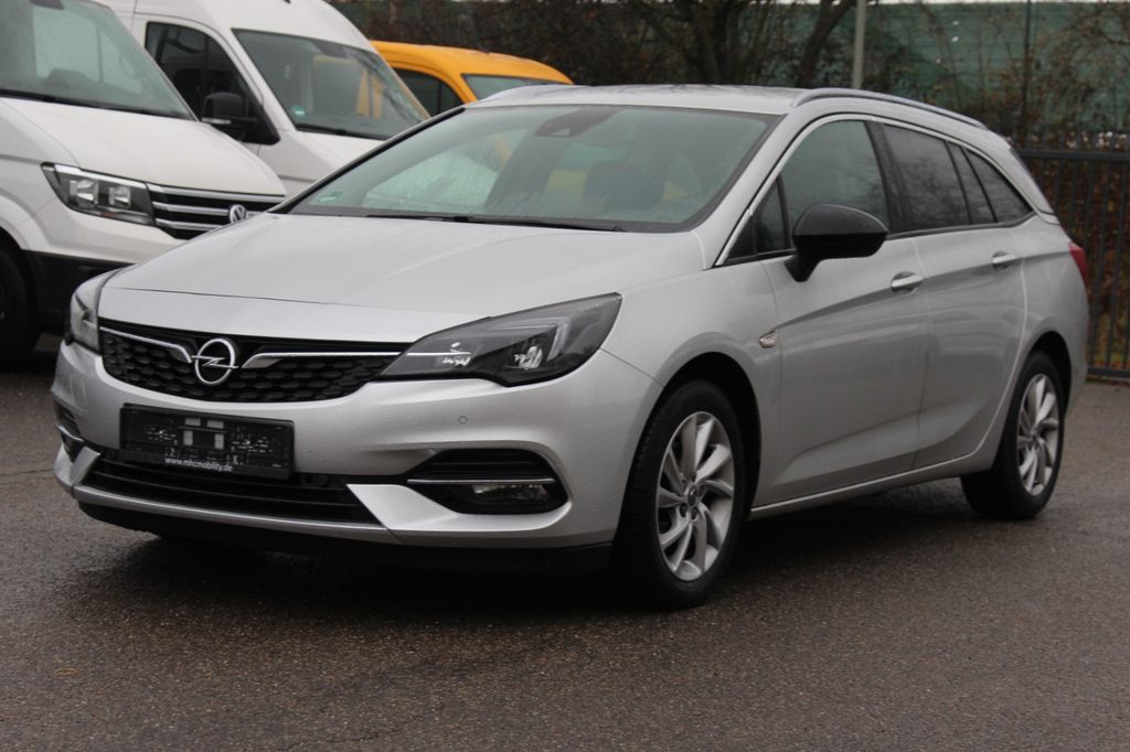 Opel Astra 2022
