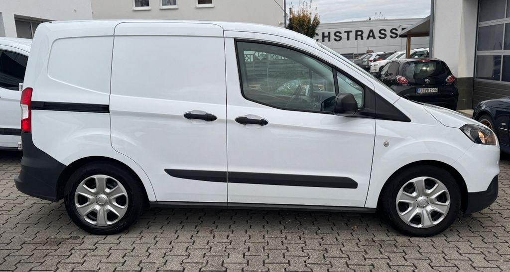 Ford Tourneo Courier 2023
