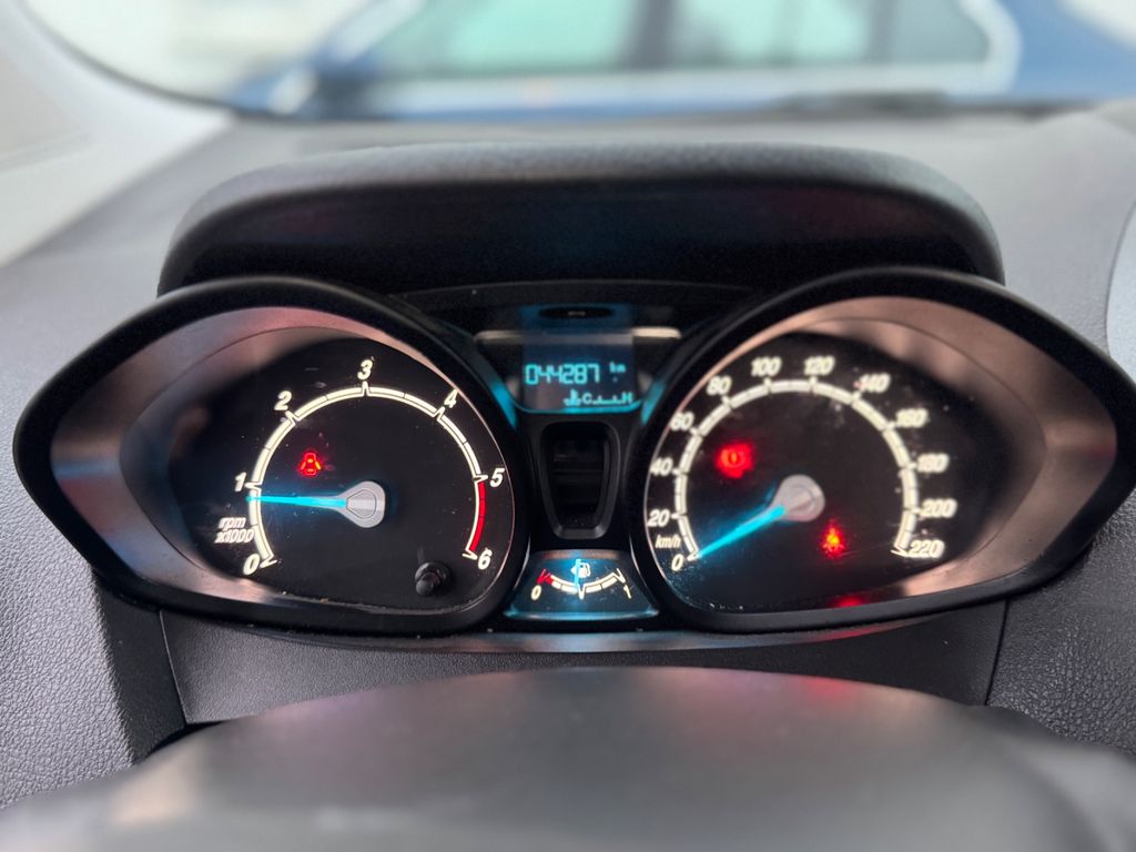 Ford Tourneo Courier 2023