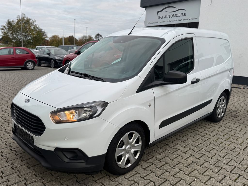 Ford Tourneo Courier 2023
