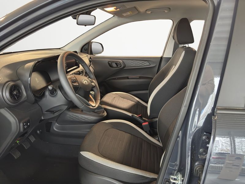 Hyundai i10 2025
