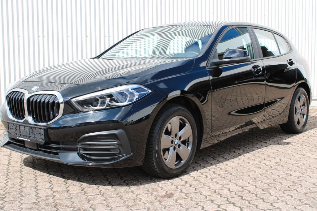 BMW 118 2023