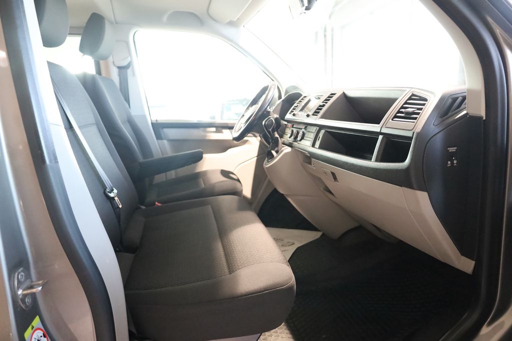 Volkswagen T6 Caravelle 2019
