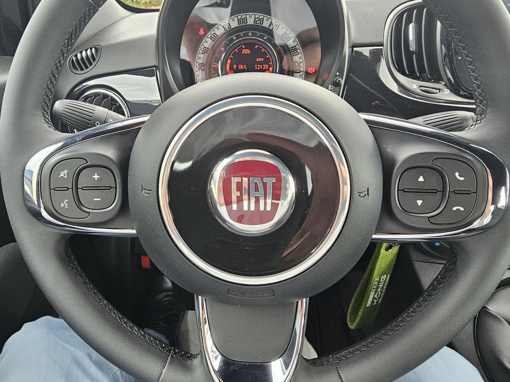 Fiat 500C 2023