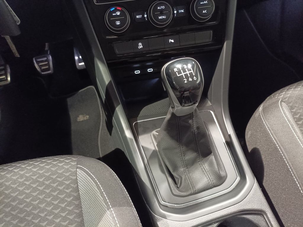 Volkswagen Touran 2021