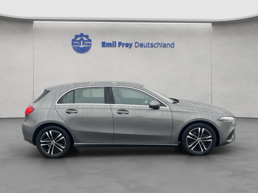 Mercedes-Benz A 180 2025