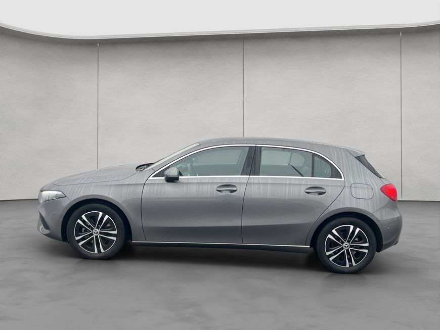 Mercedes-Benz A 180 2025