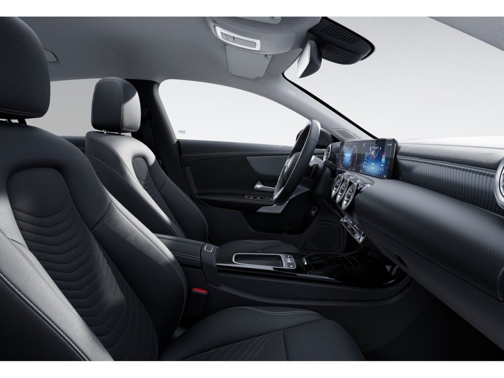 Mercedes-Benz CLA 180 Shooting Brake 2024