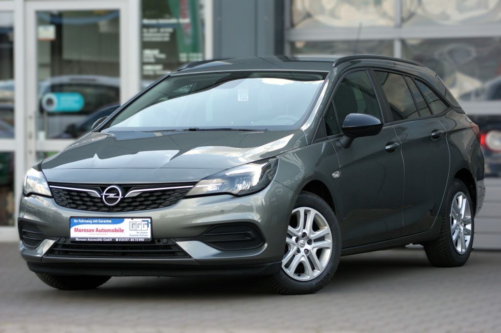 Opel Astra 2022