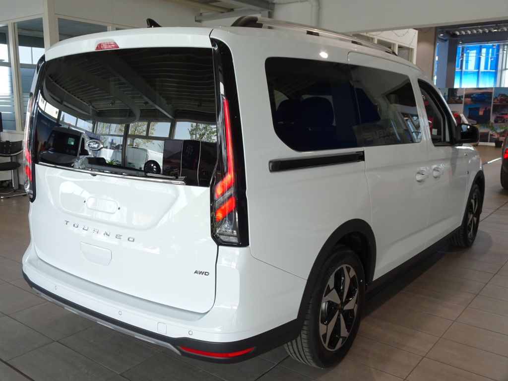 Ford Grand Tourneo 2025
