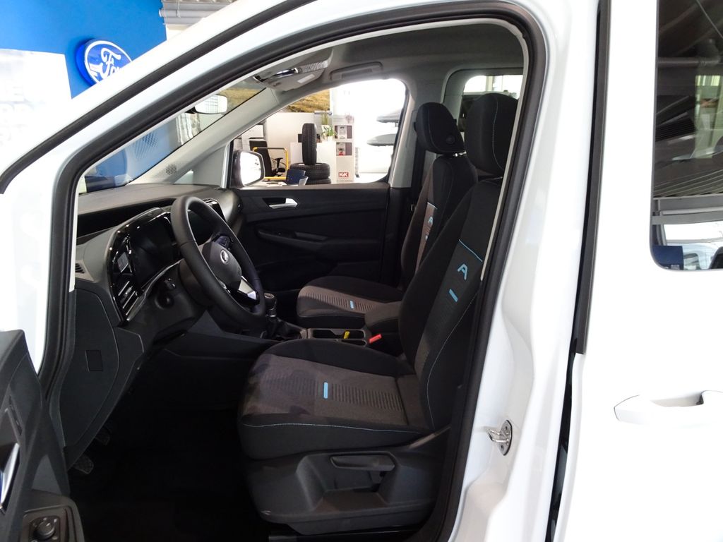 Ford Grand Tourneo 2025
