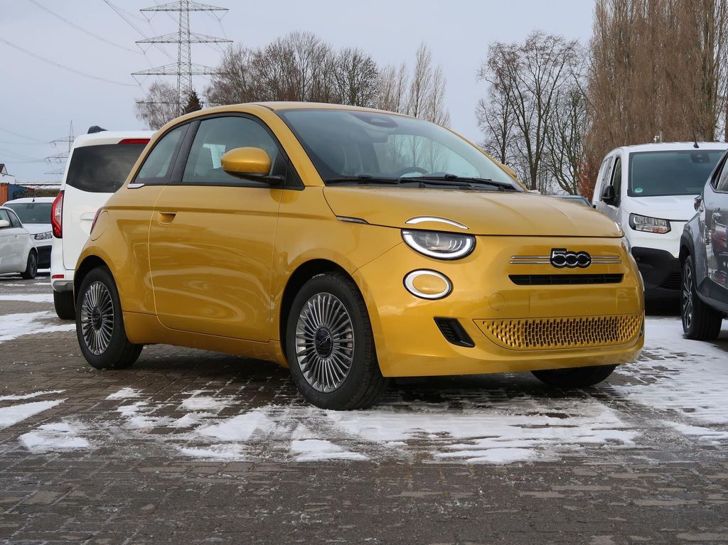 Fiat 500 2025