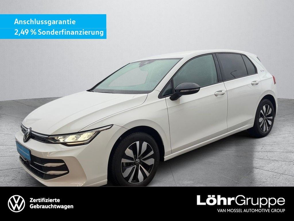 Volkswagen Golf 2025