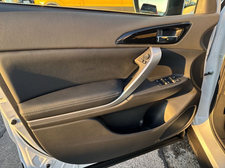 Mitsubishi Eclipse Cross 2024