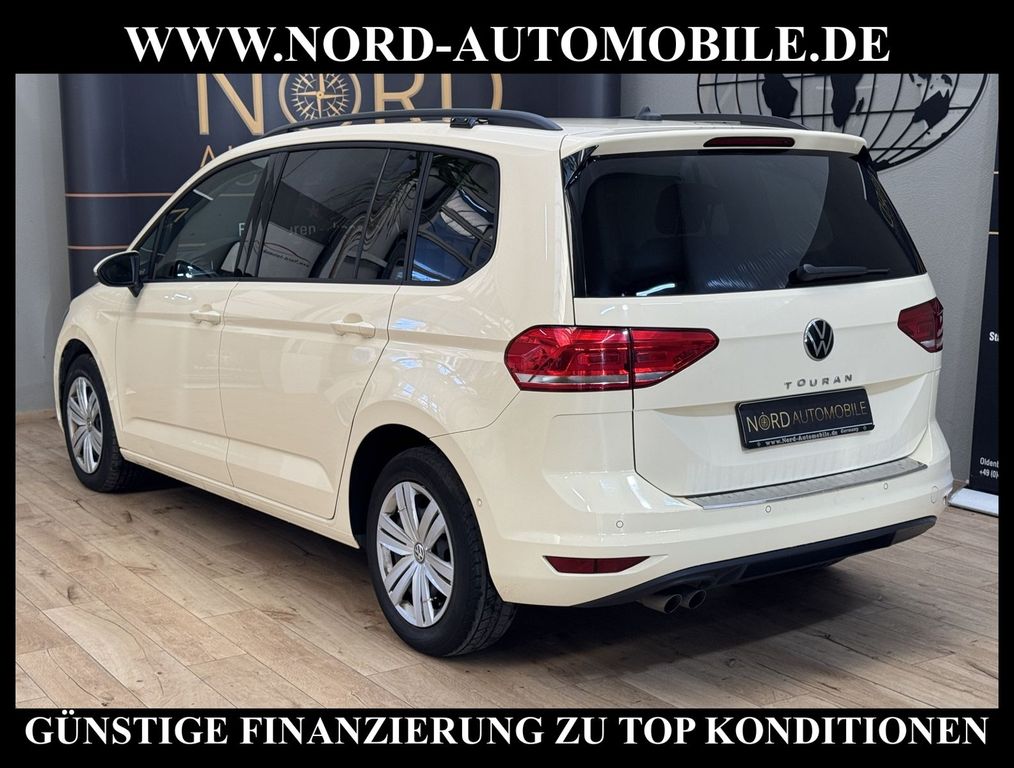 Volkswagen Touran 2024