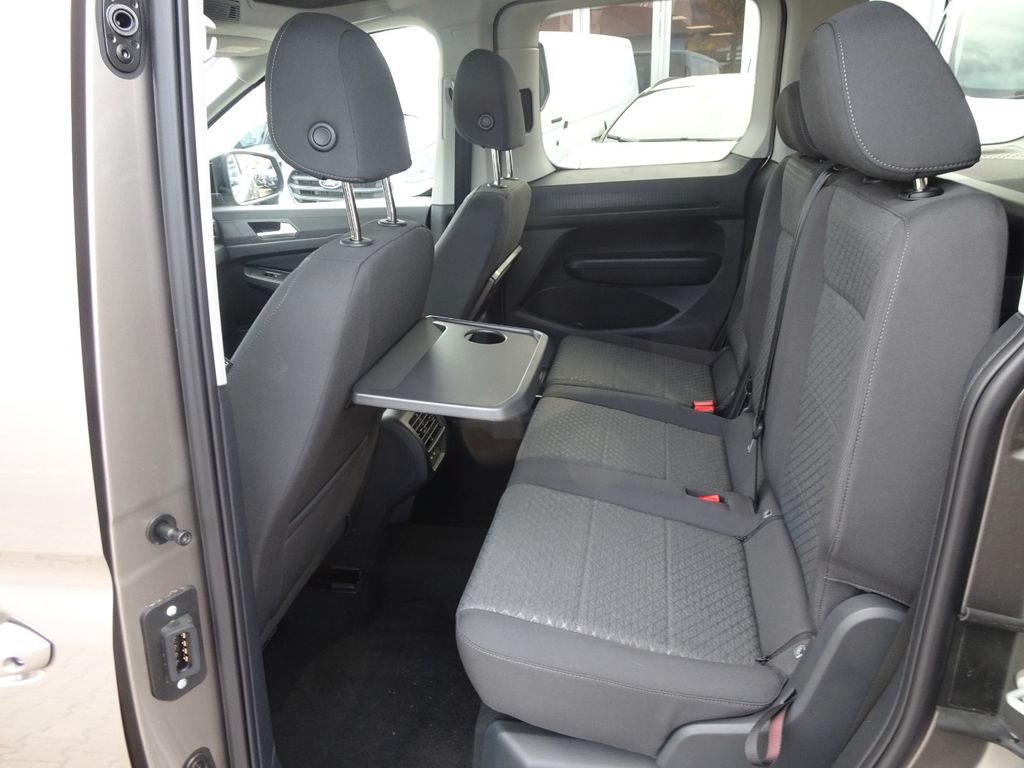 Ford Grand Tourneo 2026