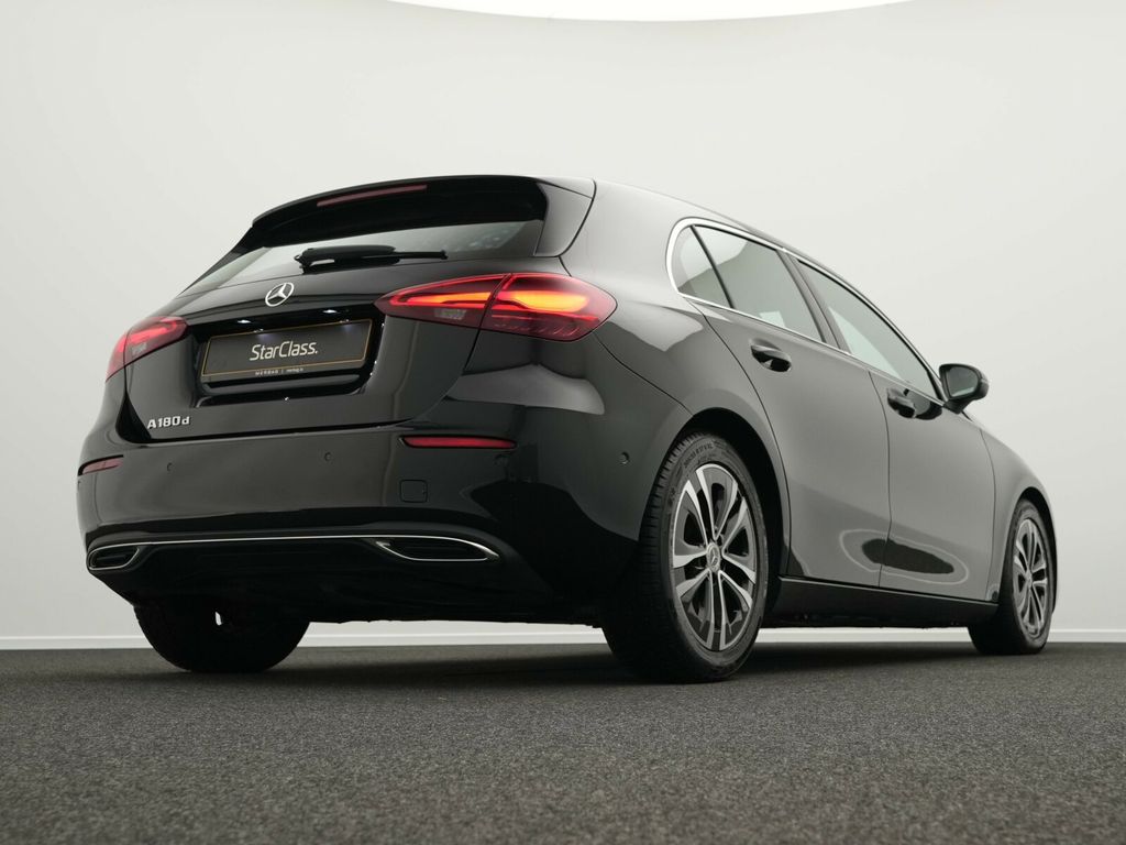 Mercedes-Benz A 180 2024