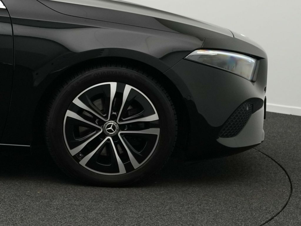 Mercedes-Benz A 180 2024