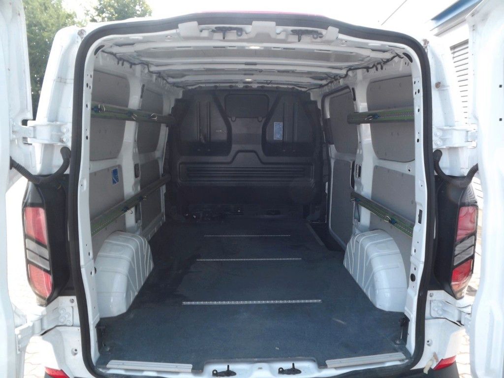 Ford Transit Custom 2024