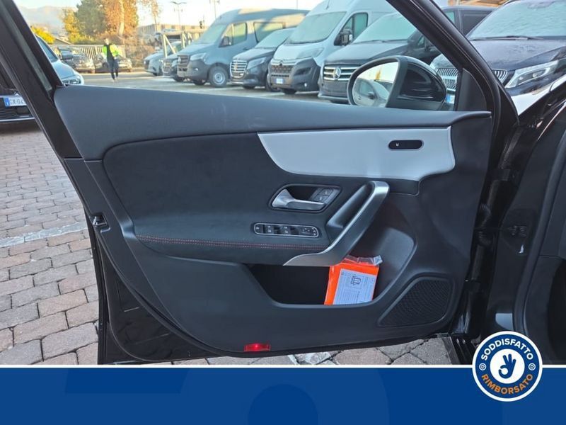 Mercedes-Benz A 180 2025