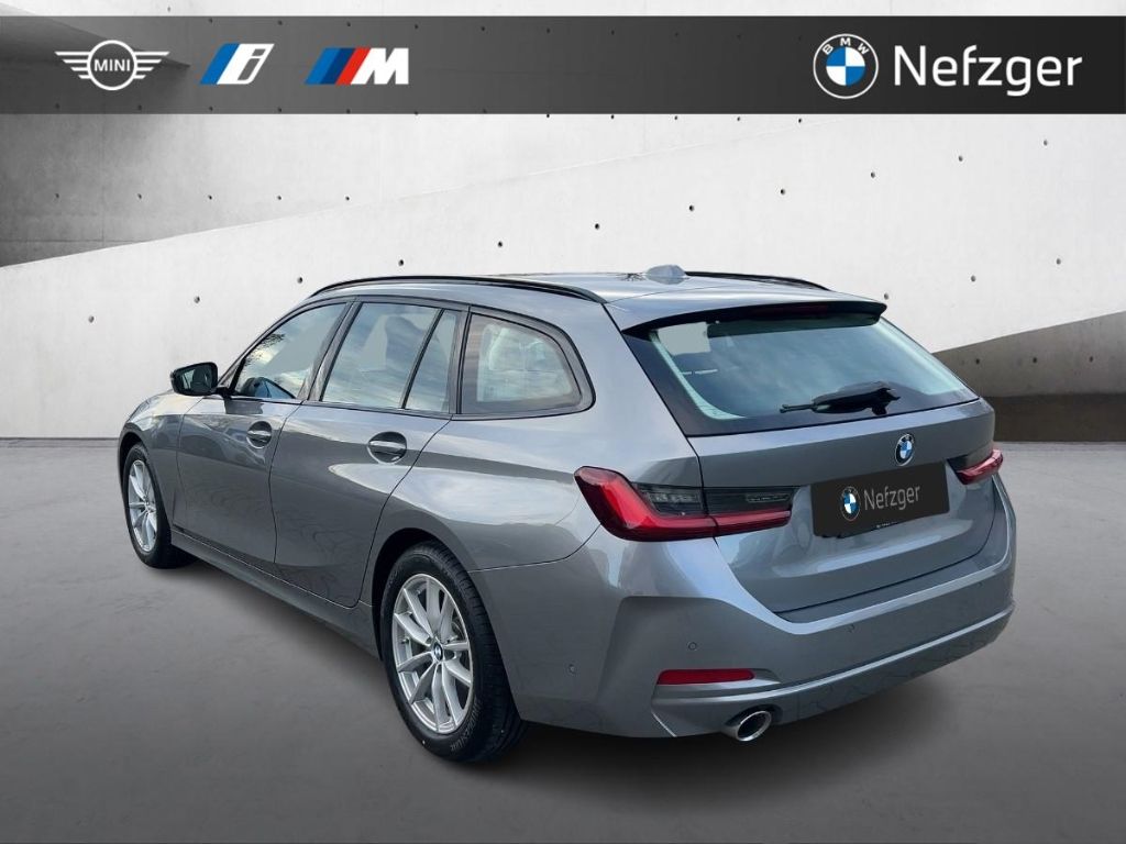 BMW 318 2024