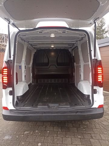 Volkswagen T7 Transporter 2025