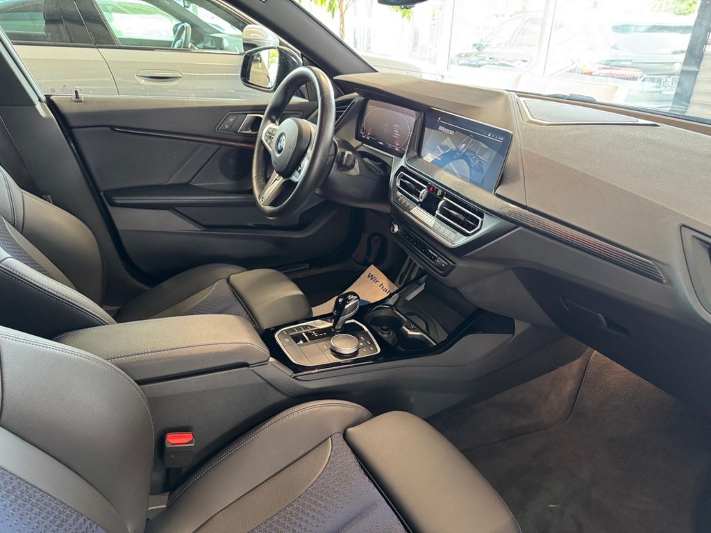 BMW 218 Gran Coupé 2024